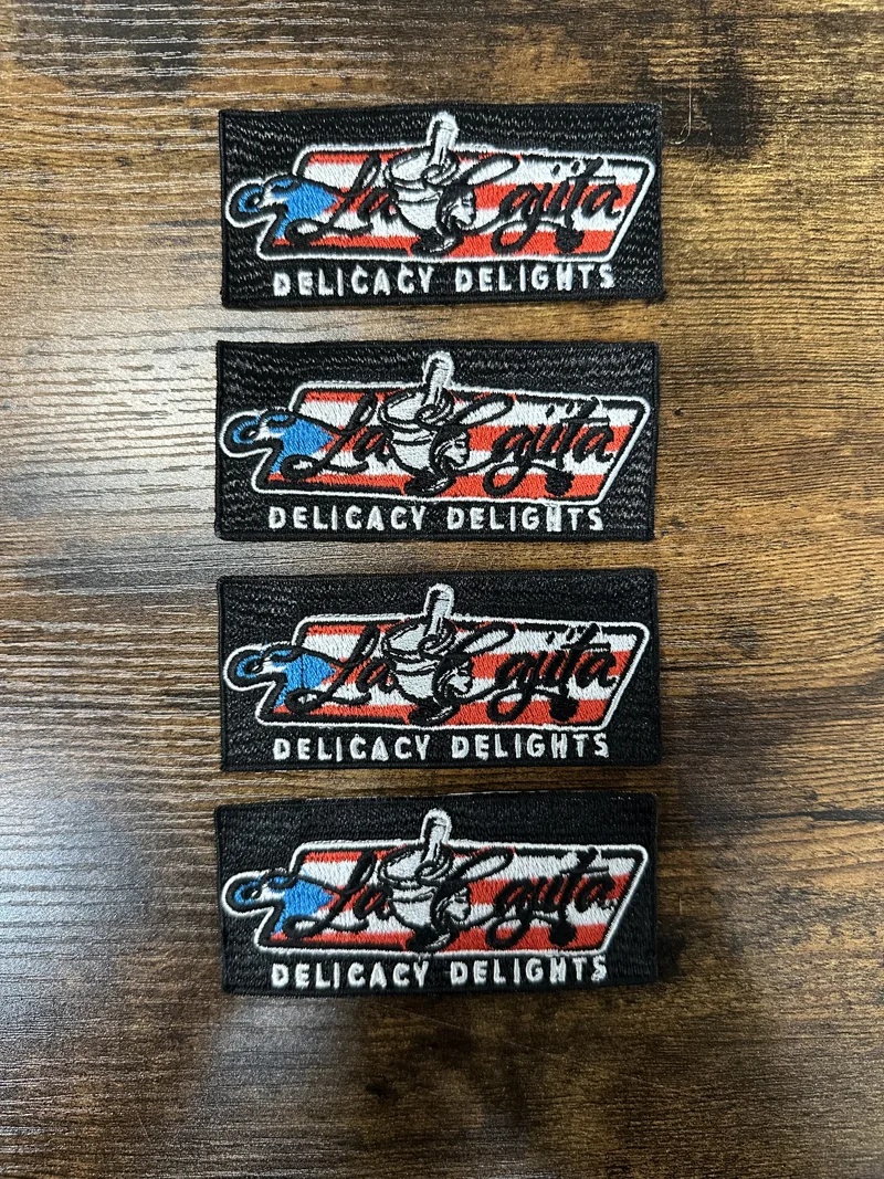 La Cajita embroidered patches