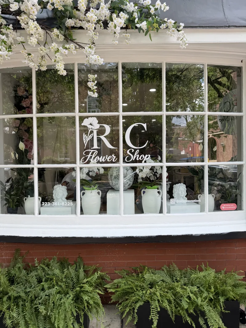 RC Flower Shop window lettering